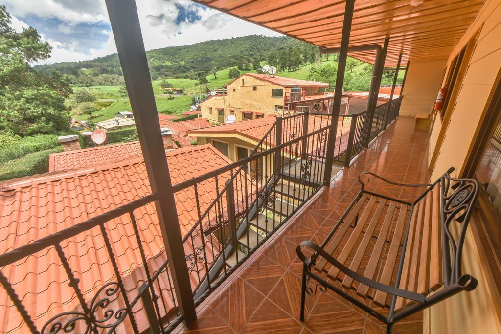 Hotel La Paz Poasito Zewnętrze zdjęcie